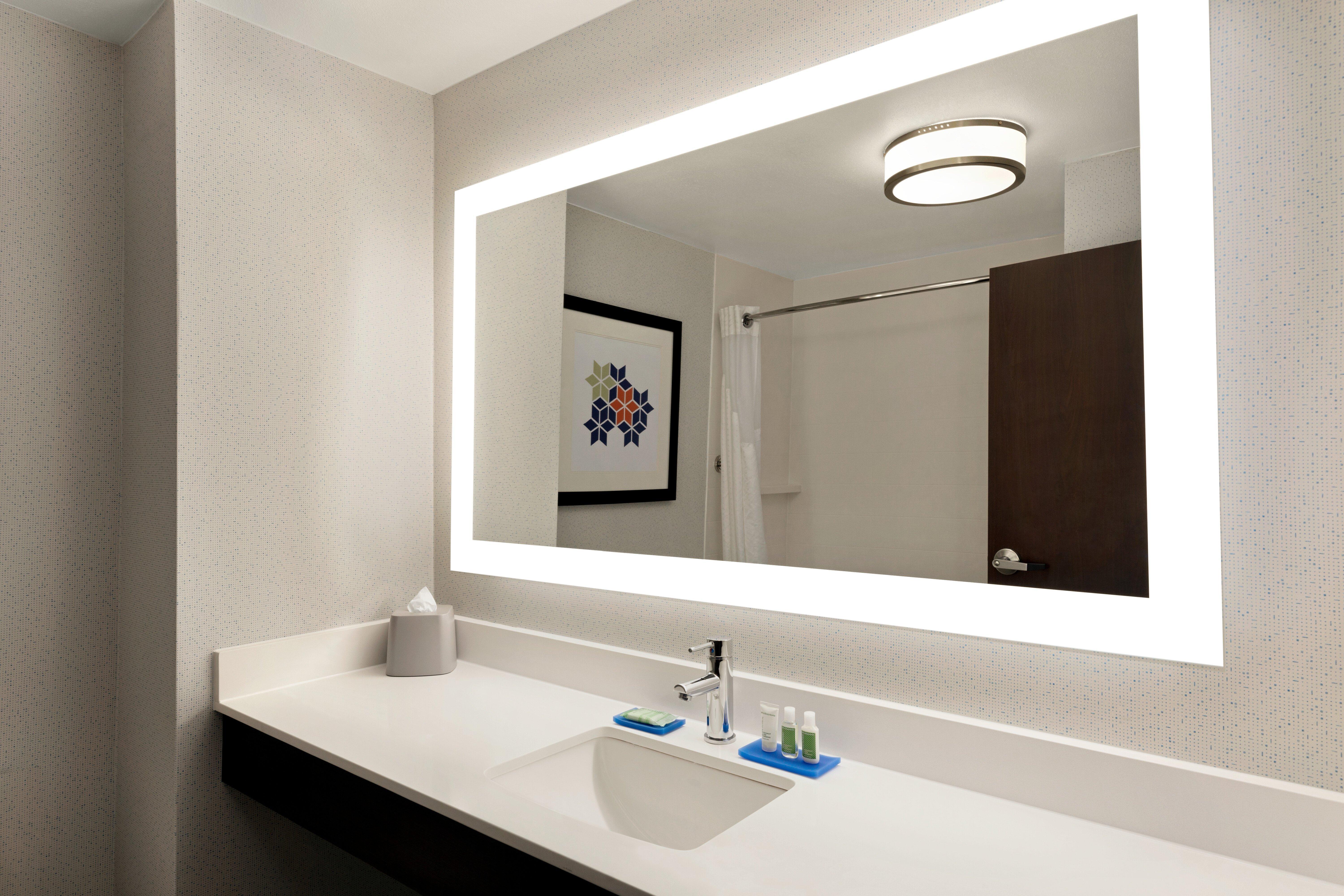 Holiday Inn Express Hotel & Suites Shawnee I-40 By Ihg Bagian luar foto