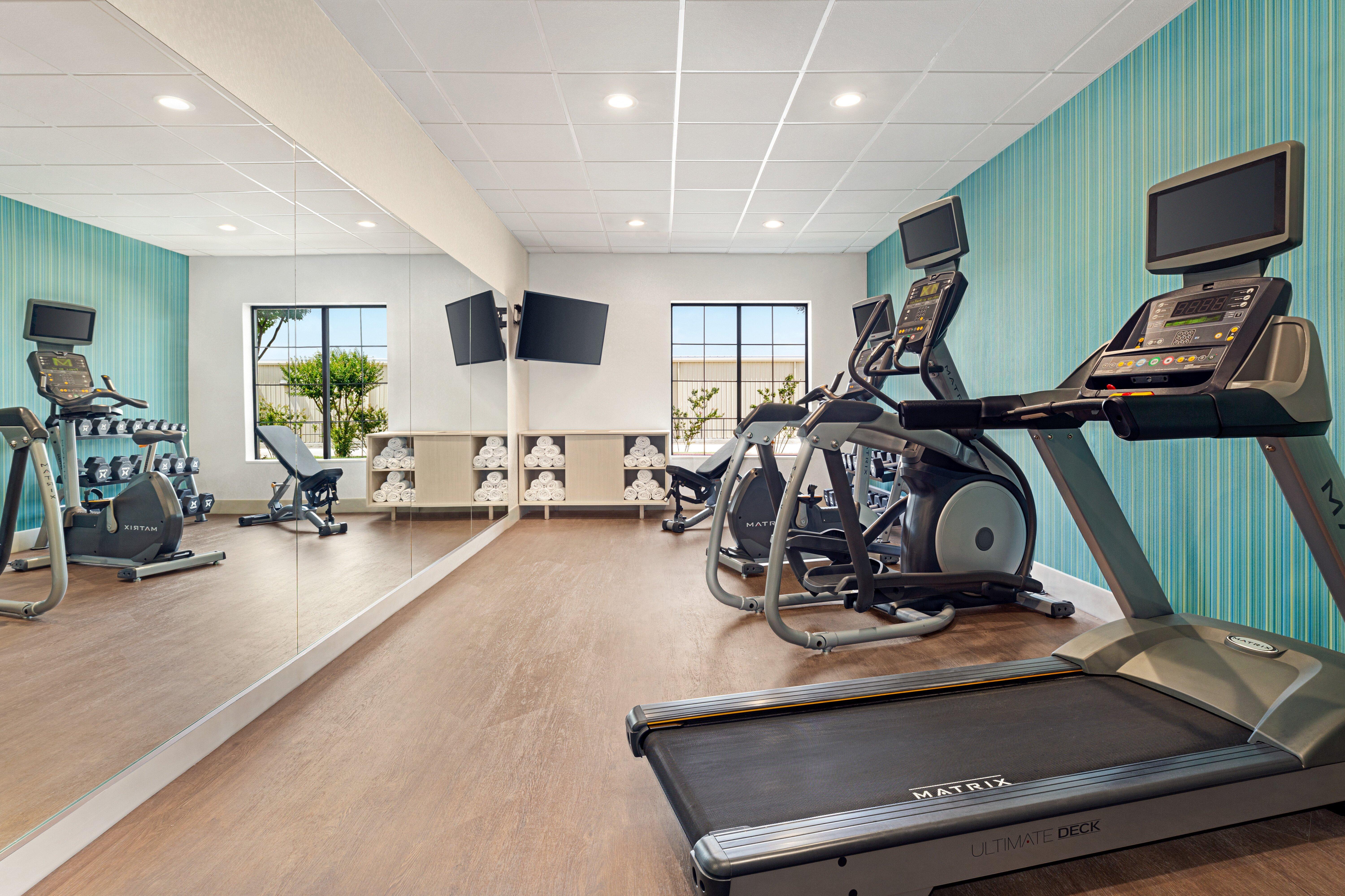 Holiday Inn Express Hotel & Suites Shawnee I-40 By Ihg Bagian luar foto