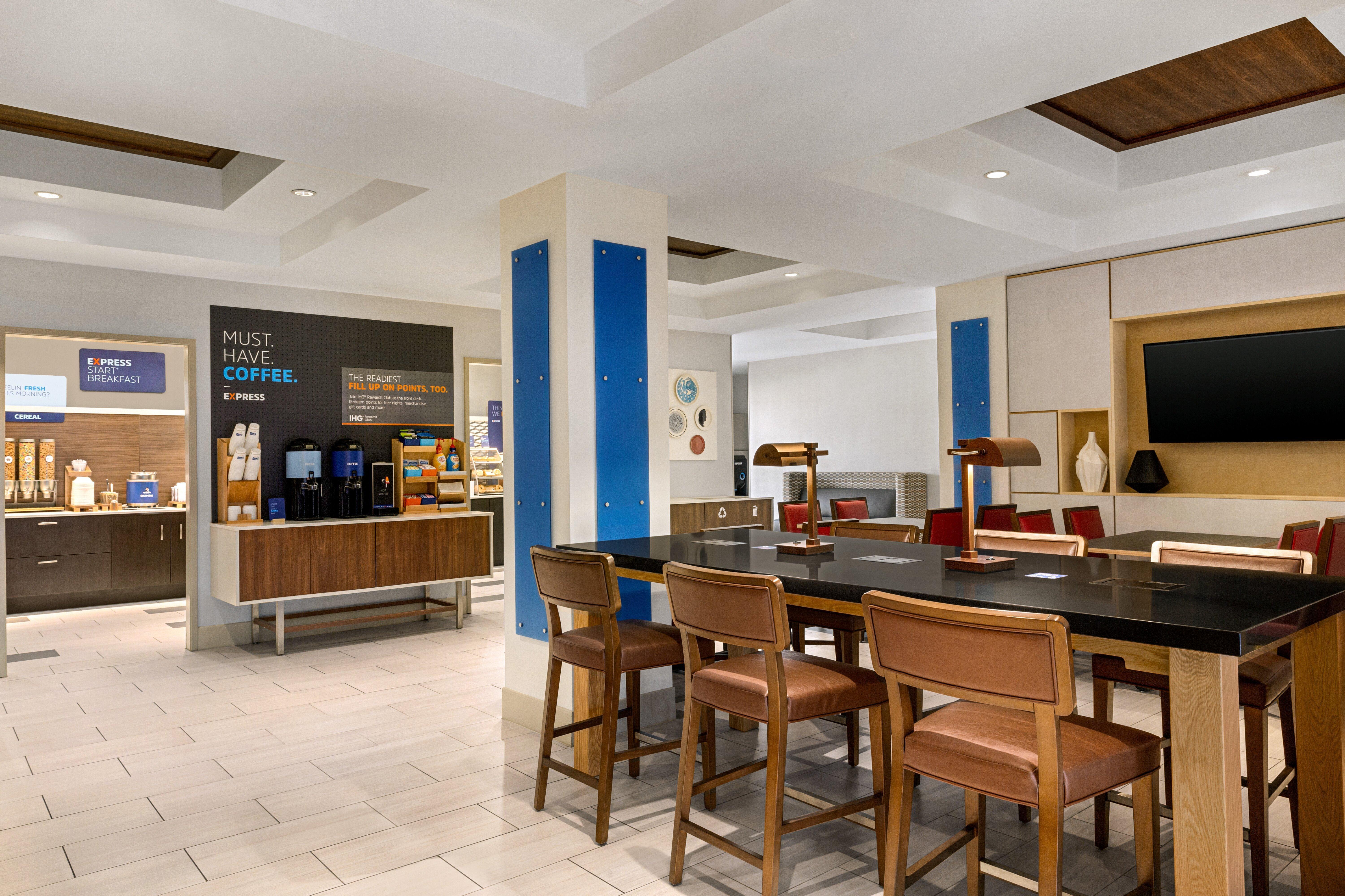 Holiday Inn Express Hotel & Suites Shawnee I-40 By Ihg Bagian luar foto