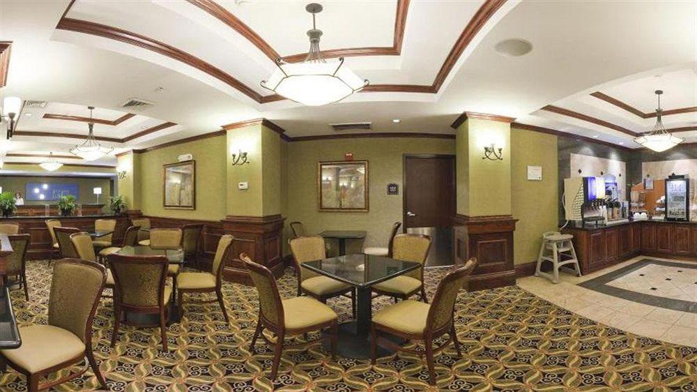 Holiday Inn Express Hotel & Suites Shawnee I-40 By Ihg Bagian luar foto